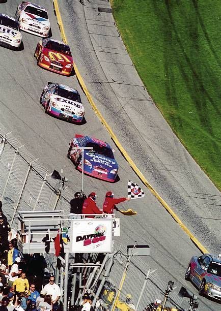 daytona 2000|2000 daytona 500 winner.